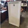 Image 1 : WHITE MAAX SHOWER BASE, 60" X 32"