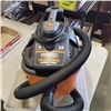Image 2 : RIDGID 4 GALLON PROFESSIONAL SHOP VAC