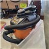 Image 3 : RIDGID 4 GALLON PROFESSIONAL SHOP VAC