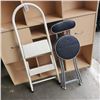 Image 1 : STEP STOOL AND FOLDING CHAIR