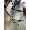 Image 5 : RUBBERMAID COOLER AND TWO FOLDING CHAIRS