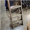 Image 2 : THREE STEP FOLDING ALUMINUM LADDER