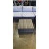 Image 4 : 4 PIECE PATIO SET WITH GREY CUSHIONS