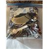 Image 2 : LARGE BAG OF ASSORTED COSTUME JEWELRY AND PARTS