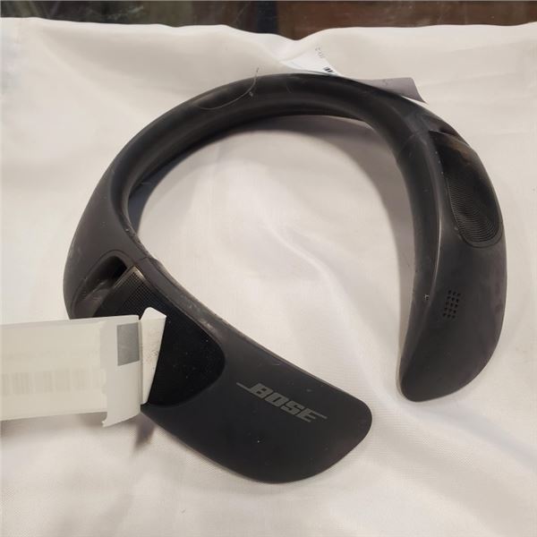 BOSE SOUNDWEAR NECK SPEAKER WEARABLE BLUETOOTH SPEAKER TESTED WORKINGRWTAIL $300