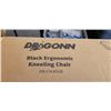 Image 2 : BLACK ERGONOMIC KNEELING CHAIR