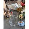 Image 14 : LOT OF KNICK KNACKS AND HOUSEHOLD ITEMS