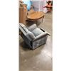 Image 2 : SMALL KIDS RECLINING CHAIR