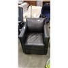 Image 1 : LEATHER TUB CHAIR