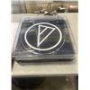Image 3 : AUDIO-TECHNICA BLUETOOTH TURNTABLE