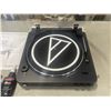 Image 4 : AUDIO-TECHNICA BLUETOOTH TURNTABLE