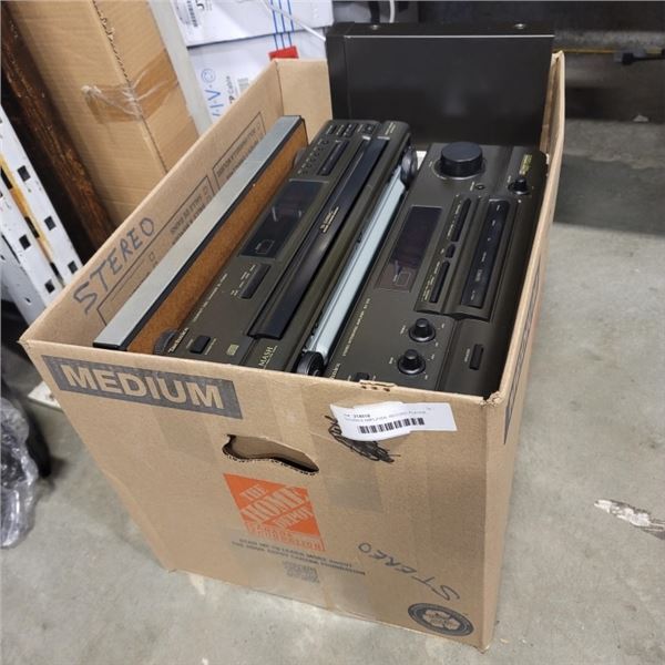 TECHNICS AMPLIFIER, RECORD PLAYER, TUNER AND 5 DISC CHANGER, WITH MANUALS AND CABLE