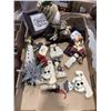 Image 2 : LOT OF ASSORTED CHRISTMAS DECOR AND CRACKERS