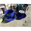 Image 8 : LARGE LOT OF GLASSWARE