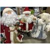 Image 1 : BOX OF SANTA FIGURES