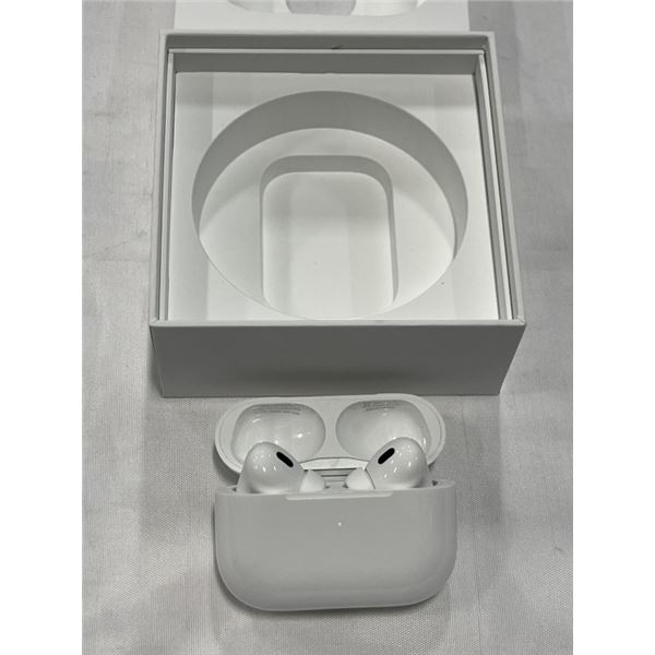 APPLE AIRPOD PRO W/ MAGSAFE CASE - TESTED WORKING, RETAIL $329