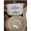 Image 2 : CORNING BAKEWARE AND PLATES AND BOWLS