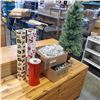 Image 1 : LARGE LOT OF XMAS ITEMS