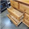 Image 5 : SOLID PINE 7 DRAWER DRESSER