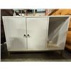 Image 1 : WHITE CAT LITTER CABINET
