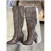 Image 3 : NEW CAMILA SIZE 6.5 BROWN ZIP UP BOOTS