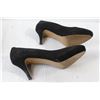 Image 5 : Size 8.5 George High Heels