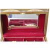 Image 4 : Music Jewelry Box, Costume Jewelry and Pins,