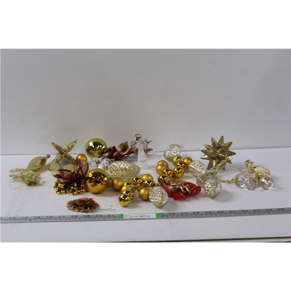 (30+) Gold Christmas Tree Ornaments - Assorted