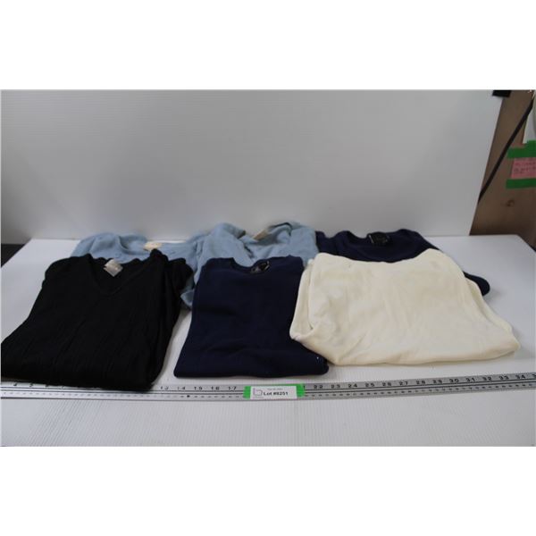 (6) Ladies Shirts & PJ Shirt - Size Medium Large - Some Wear