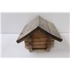 Image 3 : Wood Birdhouse - 6.5" Tall x 10" Long x 9" Wide