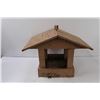 Image 1 : Wood Bird Feeder - 12" x 17" x 12"