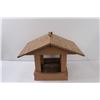 Image 3 : Wood Bird Feeder - 12" x 17" x 12"