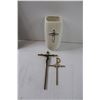 Image 3 : Jesus Picture - 13" x 10" & Crucifix & Cross & Cross Style Vase
