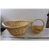 Image 1 : (2) Wicker Baskets - 23.5" Long x 17" & 12" x 10.5"