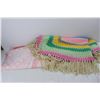 Image 3 : (3) Various Blankets/ Afghans