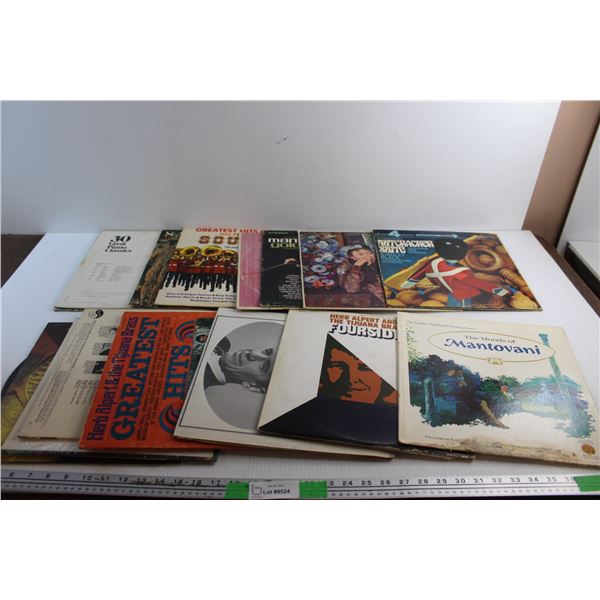 (10+) Vinyl Records - 30 Great Piano Classics, Tchaikovsky and John Philip