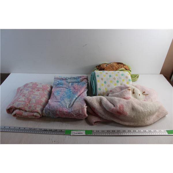 (5) Baby Blankets
