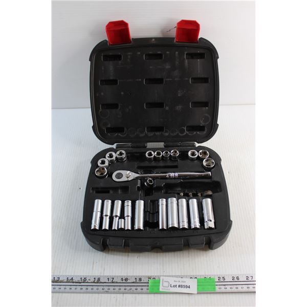 Husky 38 pc Mechanics Tool Set