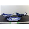 Image 1 : (2) Gravy Boats, Plate
