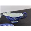Image 3 : (2) Gravy Boats, Plate
