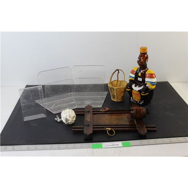 Match Holder, Bottle, (3) Plastic Holders