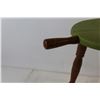 Image 2 : 3-Leg Milking Stool - 12" x 12"