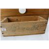 Image 2 : Wooden Dove Tailed Instrument Box, 14'' x 10'' x 9'' Vintage Wooden Cheese Box, 3.5'' x 8'' x 3''