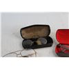 Image 3 : Glasses and Cases