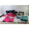 Image 1 : Kids Lot- Robe, Photo Frame, Pyjama Pants, Doll, Play Clock, Stuffy, Blanket 37" x 35"