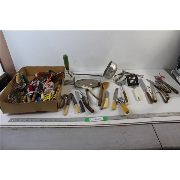 Assorted Kitchen ware