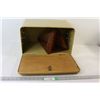 Image 1 : Bread Box