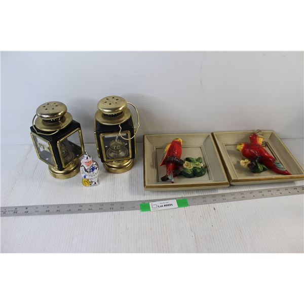(2) Wall Bird Decorations, (2) Oil Lamps, Santa Ornament