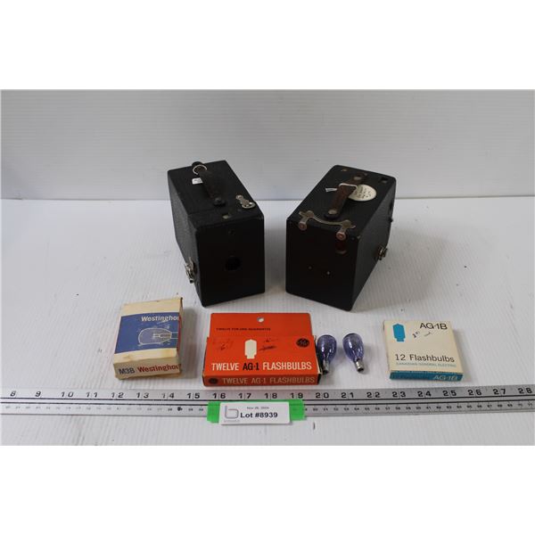 (2) Vintage Cameras: Kodak & Camera Light Bulbs