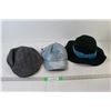 Image 1 : (3) Hats